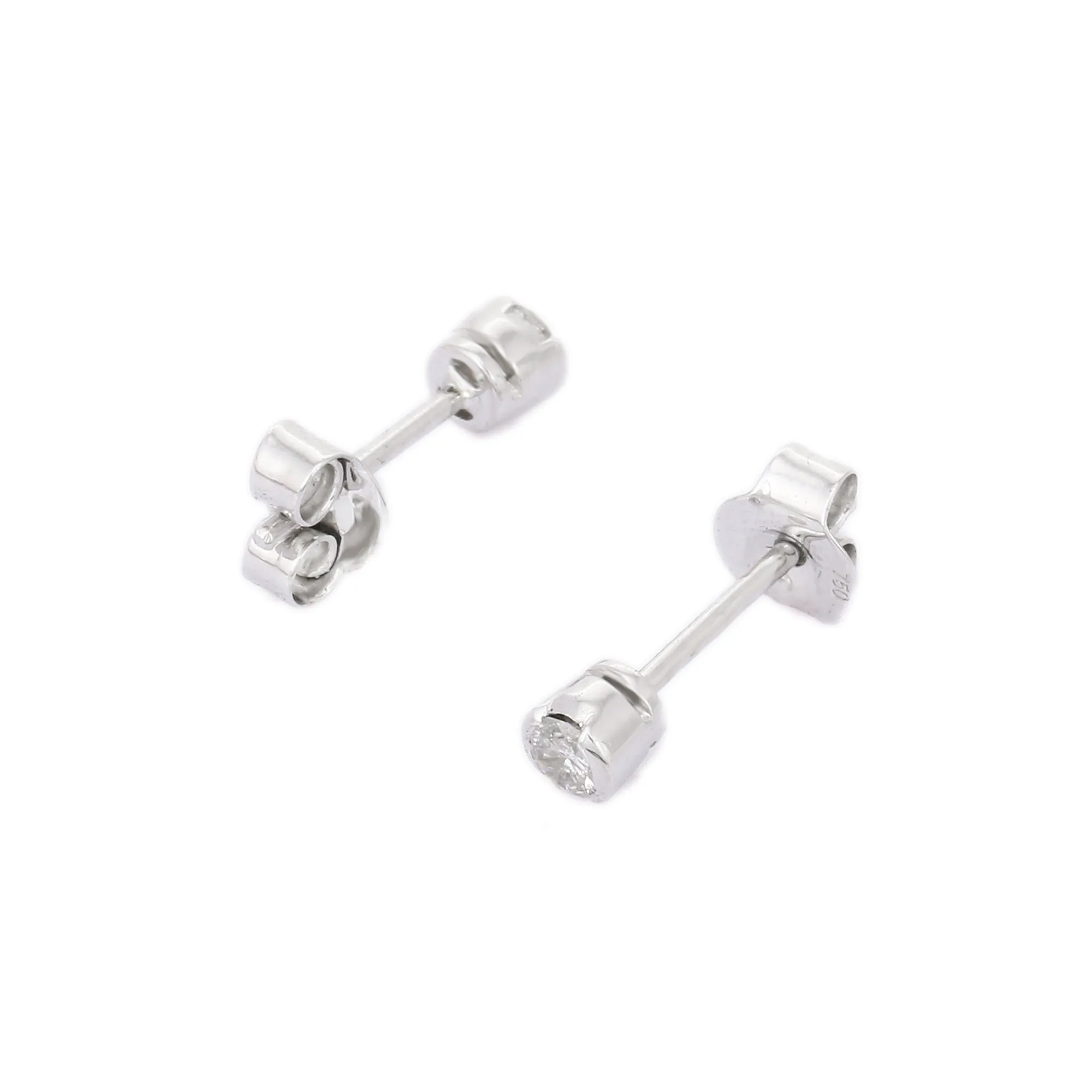 18K Tiny Round Diamond Daily Wear Studs