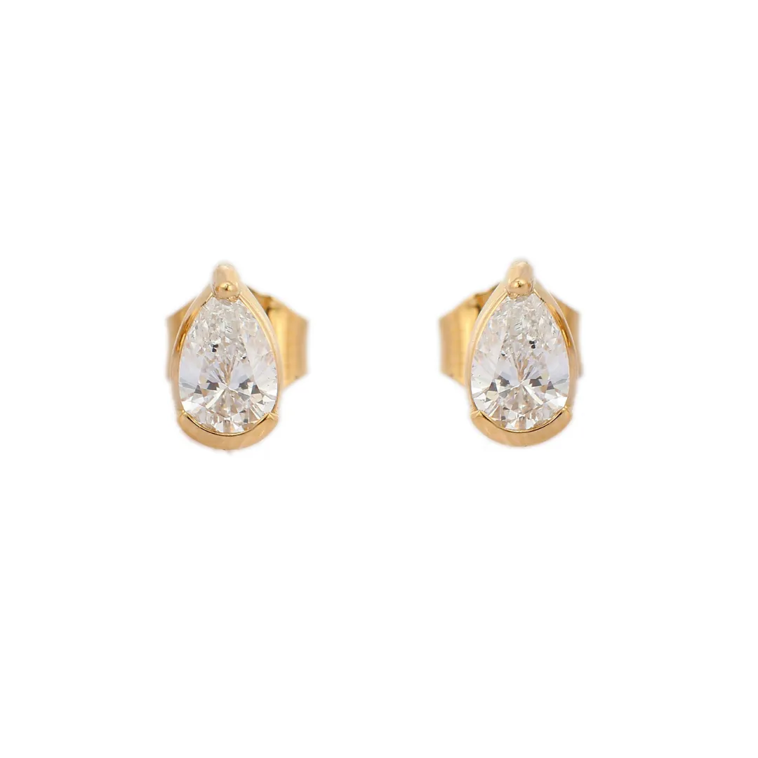 18K Yellow Gold Pear Cut Diamond Studs