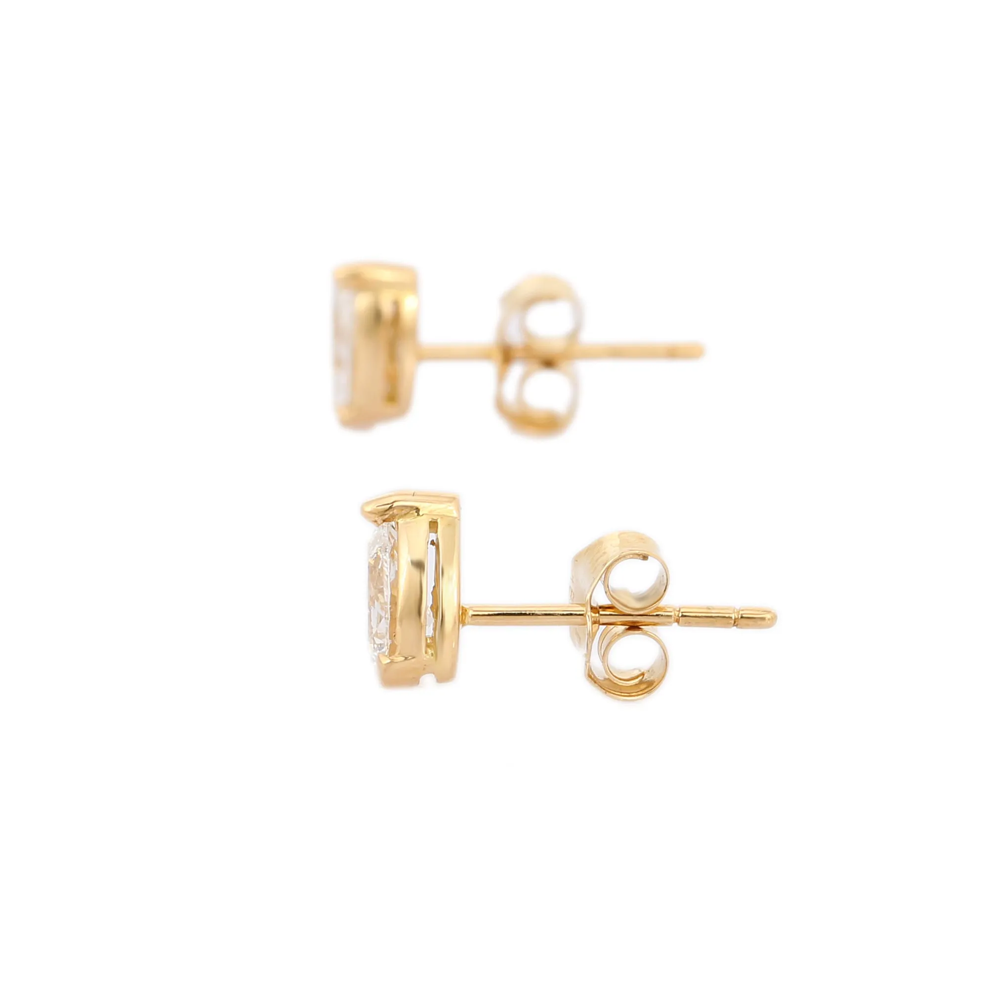 18K Yellow Gold Pear Cut Diamond Studs