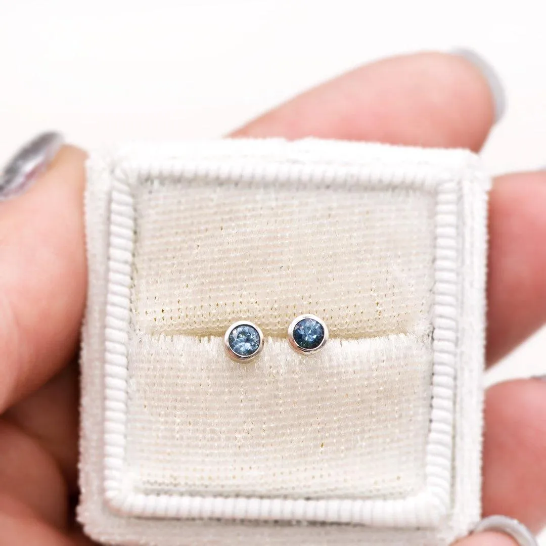 3mm Light Blue to Denim Montana Sapphire Simple Bezel Stud Earrings