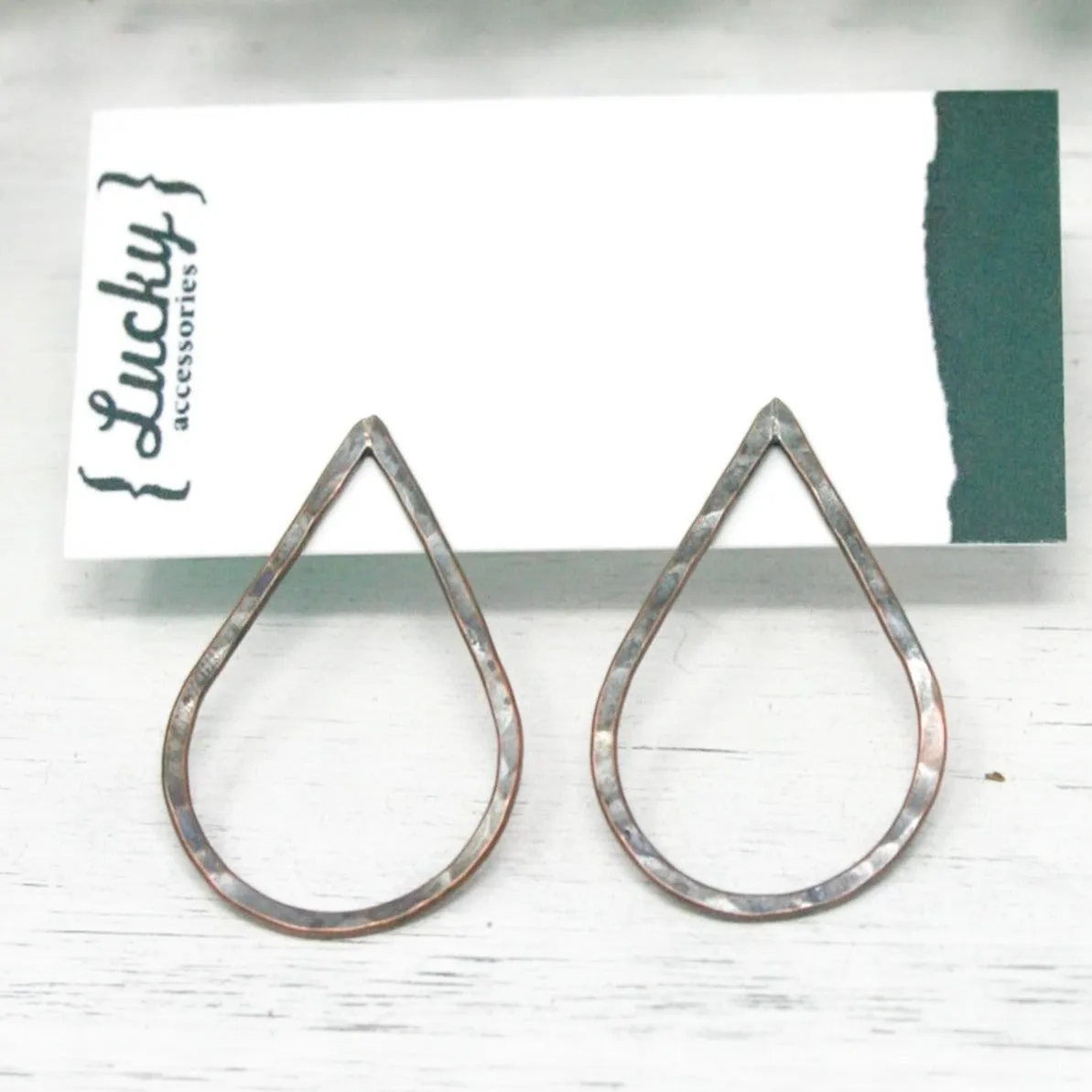 Basic teardrop stud earrings- Large [ready to ship]