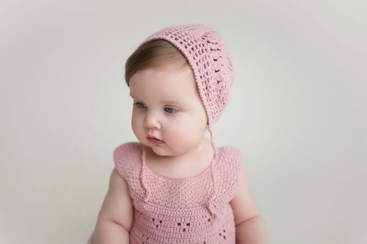 Lace Bonnet