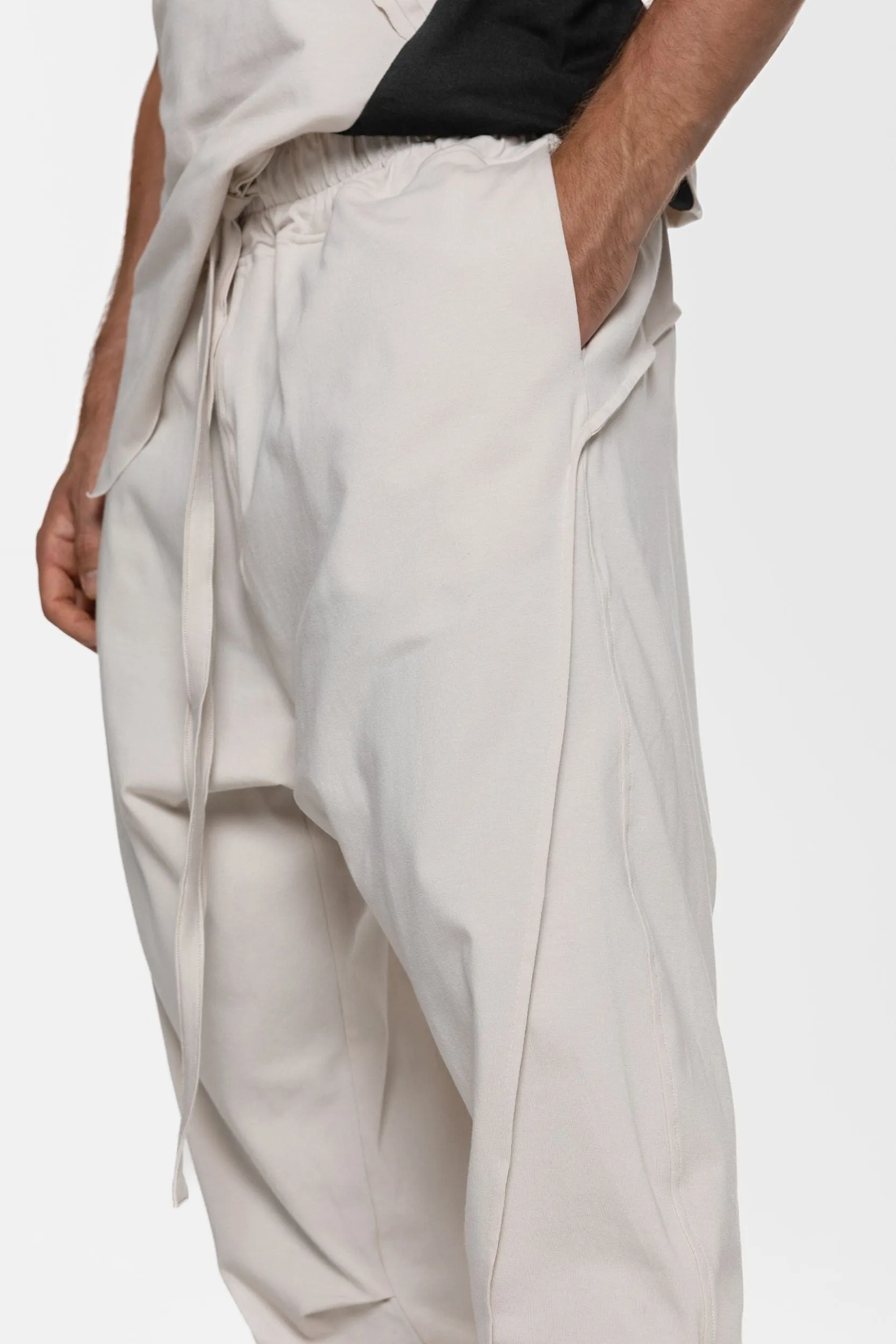 Mono harem-style pants