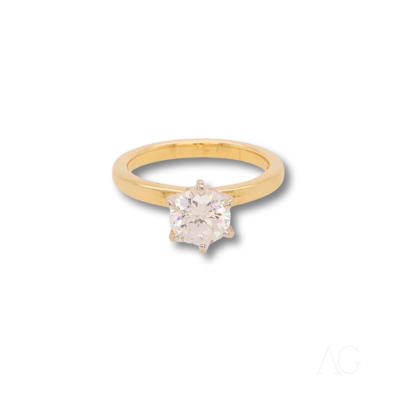 Radiant Simplicity: The 18k CZ Solitaire Ring